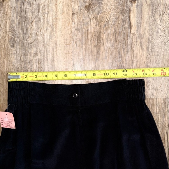 VTG IB Diffusion Silk Skirt - Picture 5 of 11